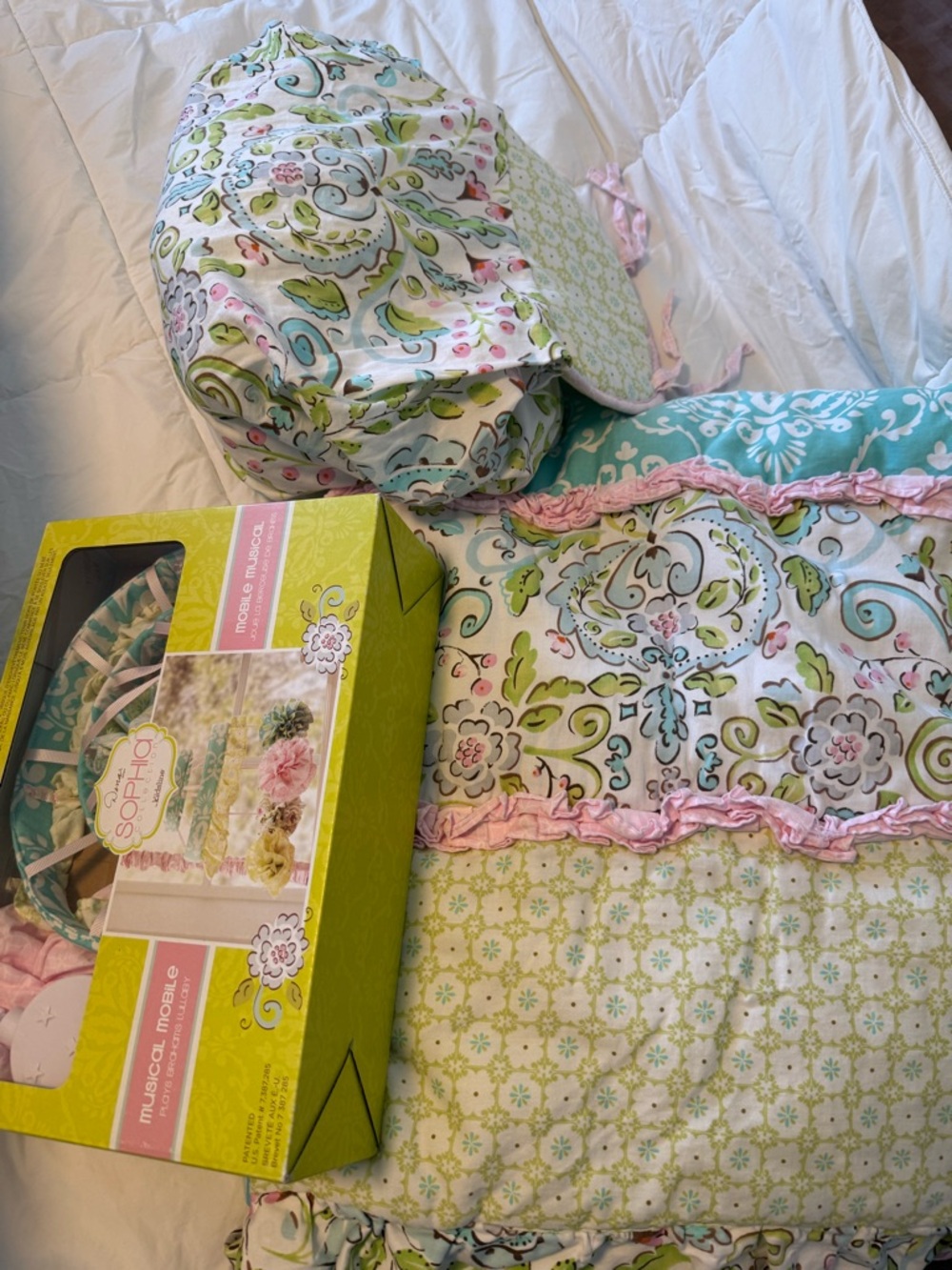 "Sophia" brand baby musical mobile and coordinating crib bedding set + lamp